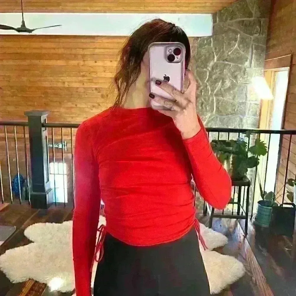 ADIKA Super Tight Red Ruched Toggle Side Long Sleeve Top Women XS